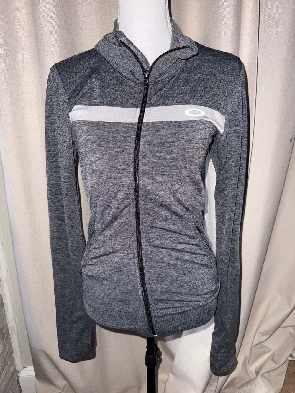 Oakley Full Zip Hoodie Size M Gray Athletic Jacket